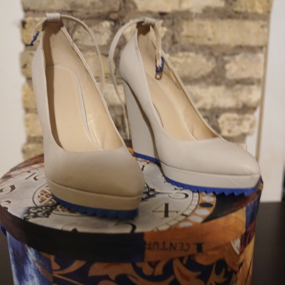 Elegant Cream Women's Heels